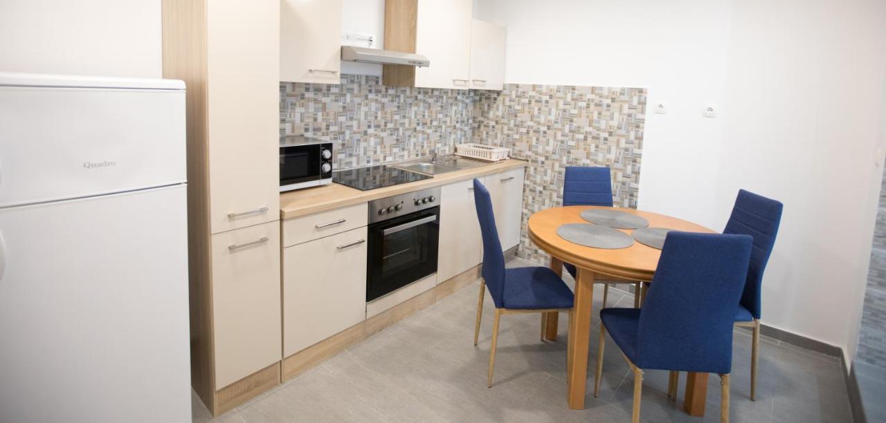 Toto Apartman Lukovo Šugarje Kültér fotó